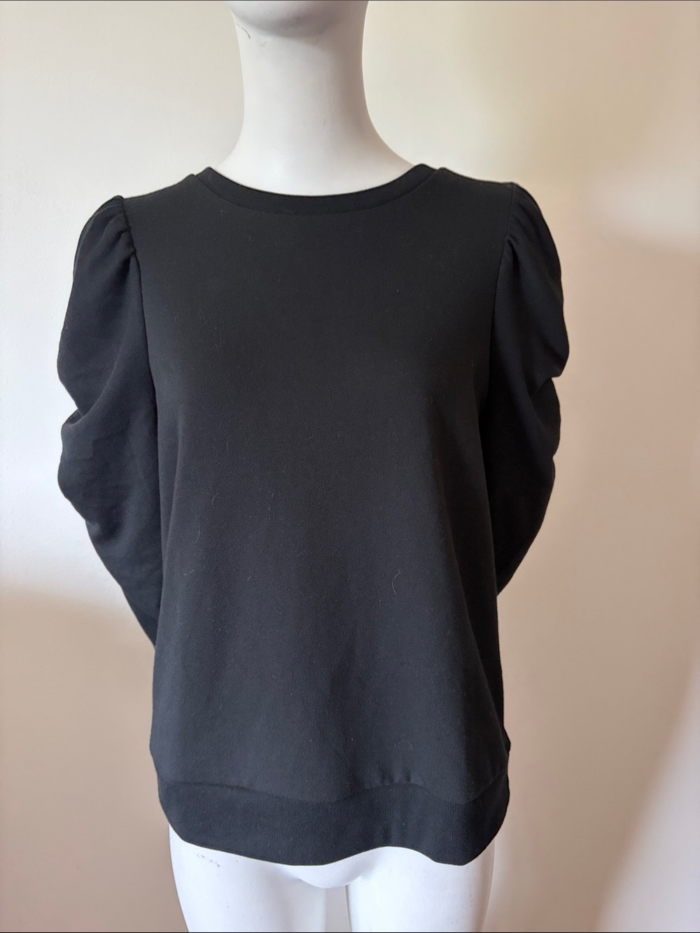 GAP Puff Sleve Black Crewneck Sweatshirt - Picture 4 of 14